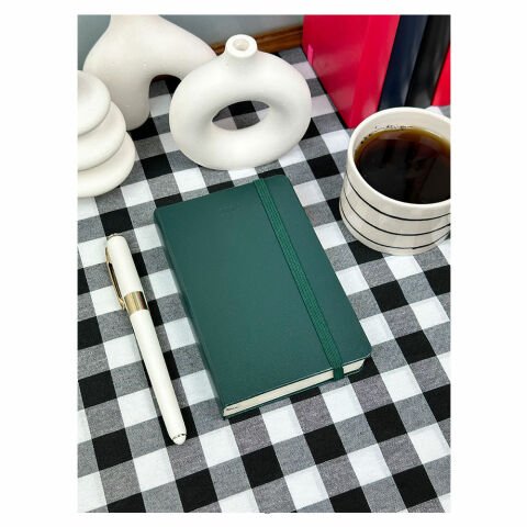 Victoria\'s Journals Classic 2024 Sert Kapak Günlük Ajanda 9x14 Yeşil 123-9188