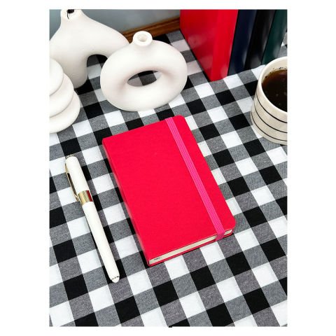 Victoria\'s Journals Classic 2024 Sert Kapak Günlük Ajanda 13x21 Fuşya 123-9192F