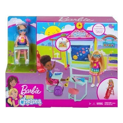 Barbie Bebek Chelsea Okulda Oyun Seti GHV80