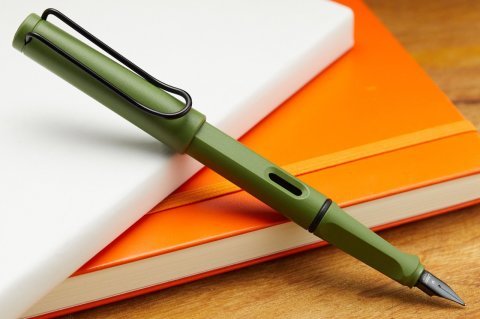 Lamy Safari 2021 Özel Üretim Savannah Green Dolma Kalem 41S-M
